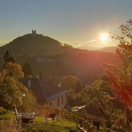 ホテル Aura Banská Štiavnica エクステリア 写真